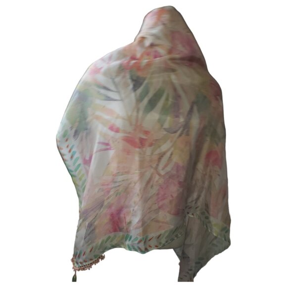 CT1585 Vismaya  Floral Pastel 100% Silk Scarf/Wrap with Tassels and Fringe - Picture 3 of 7
